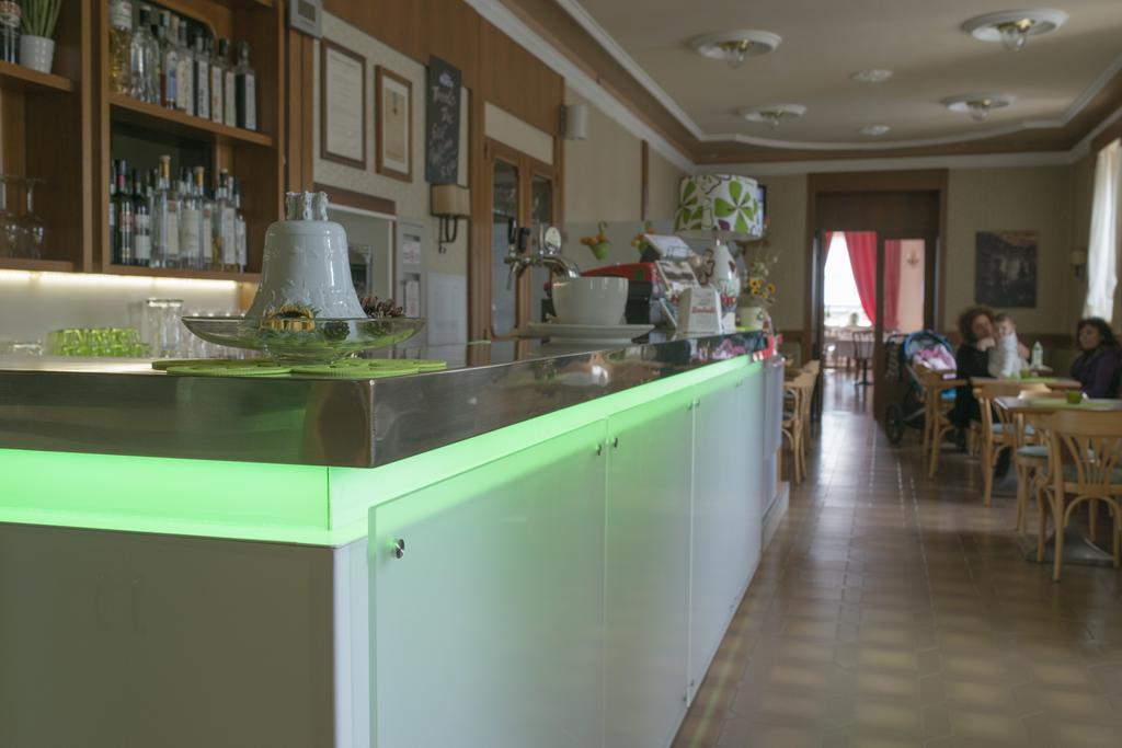 Hotel Du Lac Parc & Residence Lavarone Bagian luar foto