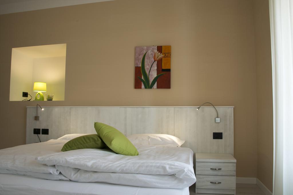 Hotel Du Lac Parc & Residence Lavarone Bagian luar foto